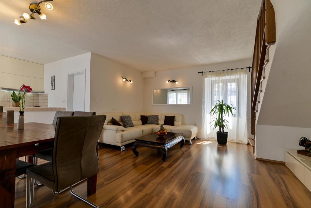 Apartman Ciciliani تروغير المظهر الخارجي الصورة